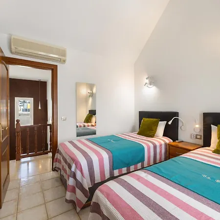 Beyond Lanzarote San Bartolomé